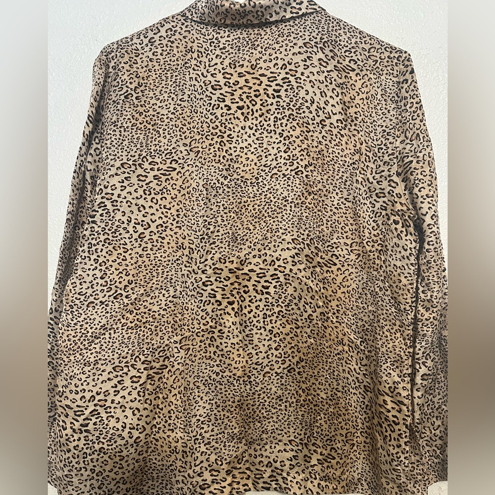 August silk 100% silk Leopard Print Pajama Set - Picture 10 of 13